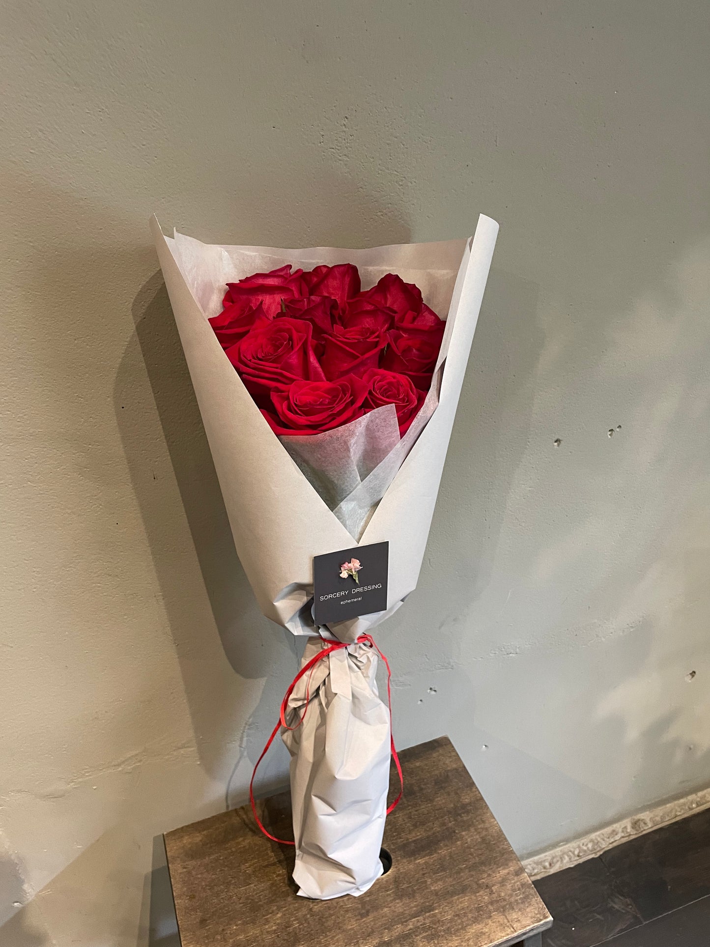 特別な赤いバラの花束